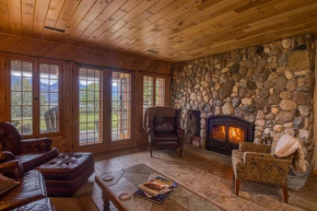 Pine Ridge Log Home with Lake View and Backyard